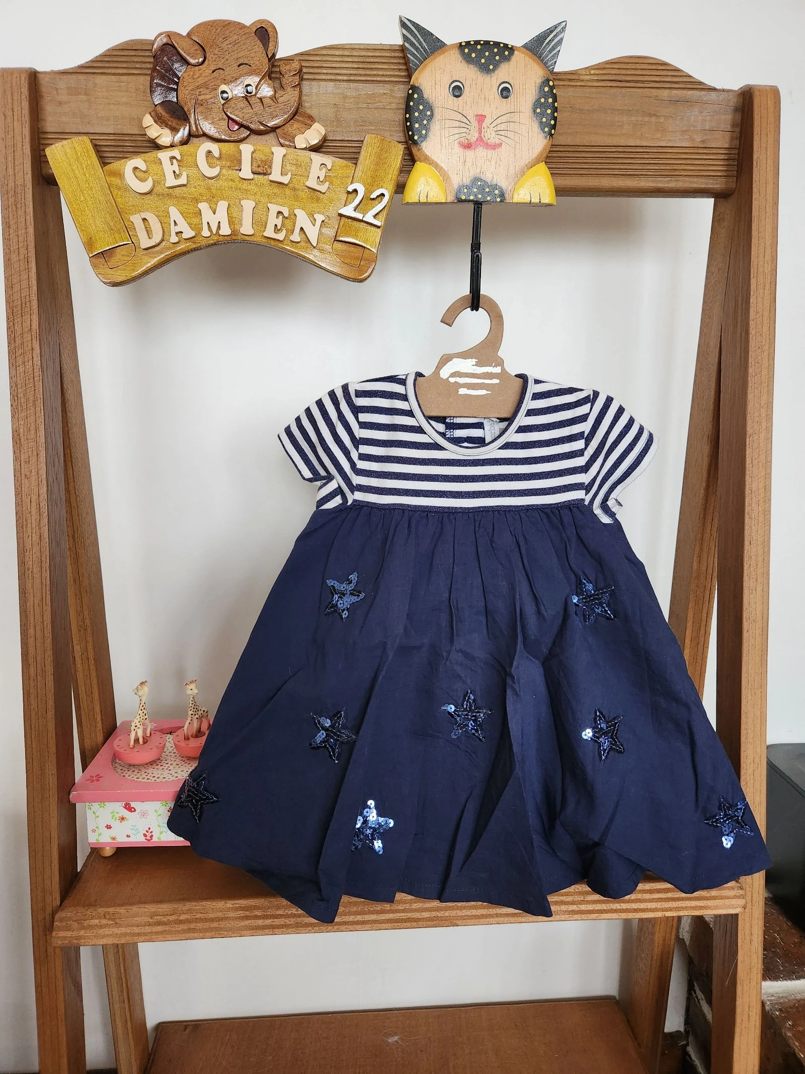 đ» robe marine Ă rayures